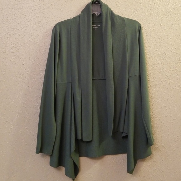 Beautiful and comfortable green coverall jacket - Picture 1 of 5